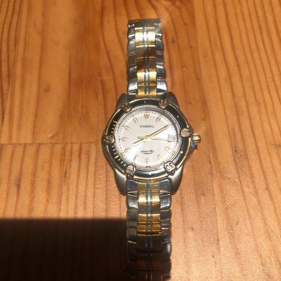 Fossil watch good working condition - Picture 5 of 6